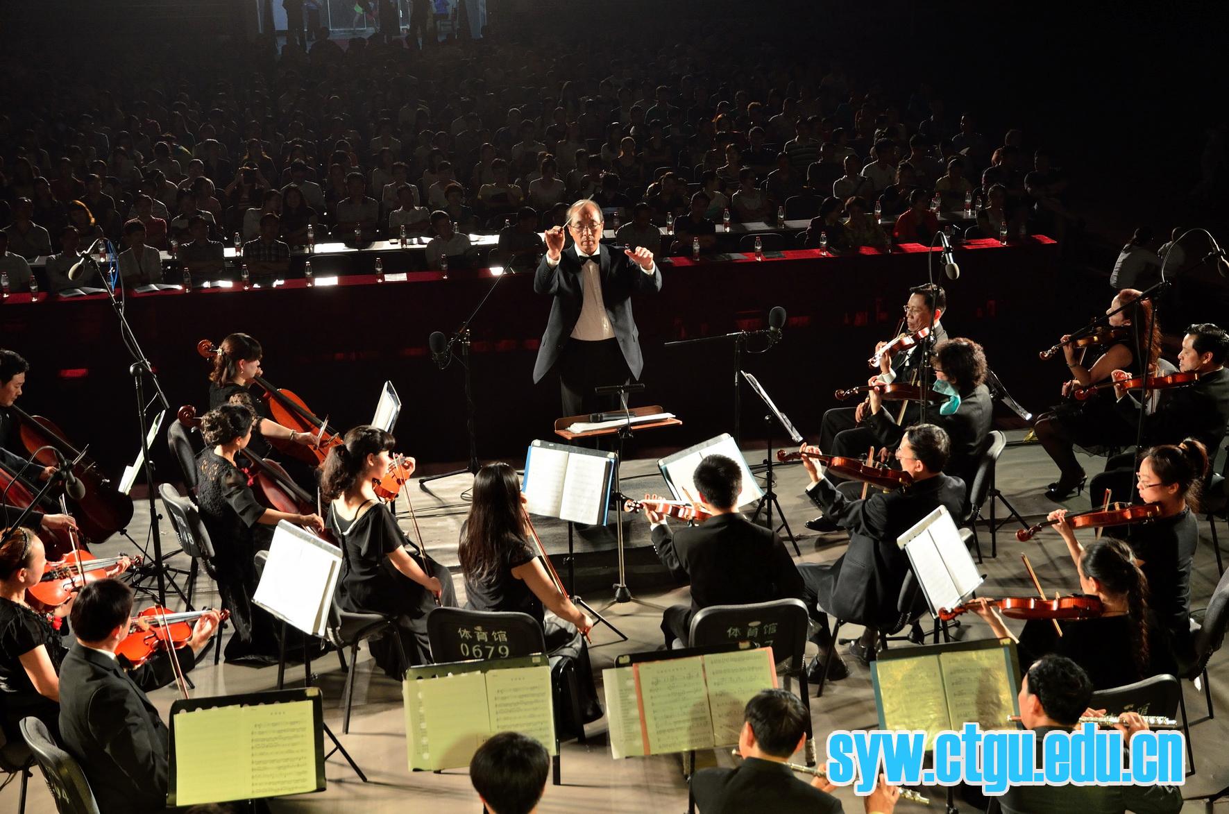 “高雅艺术进校园”走进三峡大学